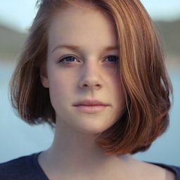 photo-1438761681033-6461ffad8d80